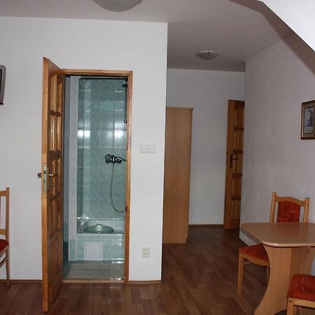 Privat Zavacky Apartment Lubica Екстериор снимка